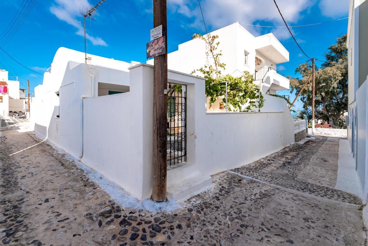 Authentic Santorinian Home Experience Fira  Ngoại thất bức ảnh