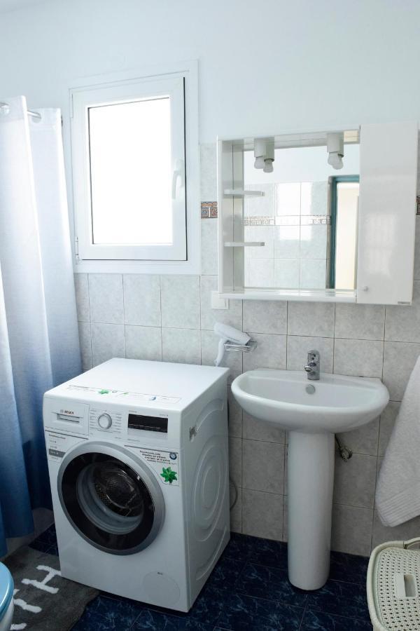 Authentic Santorinian Home Experience Fira  Ngoại thất bức ảnh