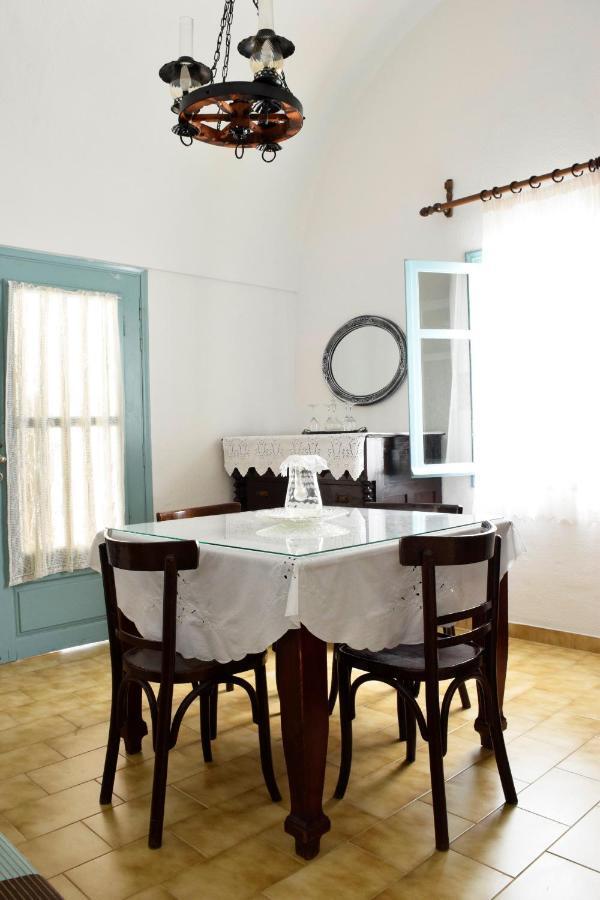 Authentic Santorinian Home Experience Fira  Ngoại thất bức ảnh